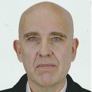 Portrait of Tom Tomaszewski